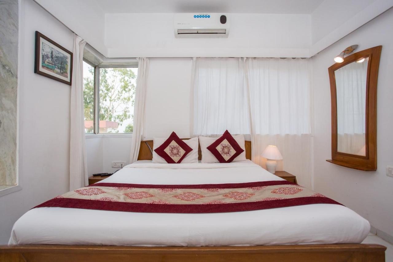 פנצ'גאני Oyo Flagship Hotel Silver Nest מראה חיצוני תמונה